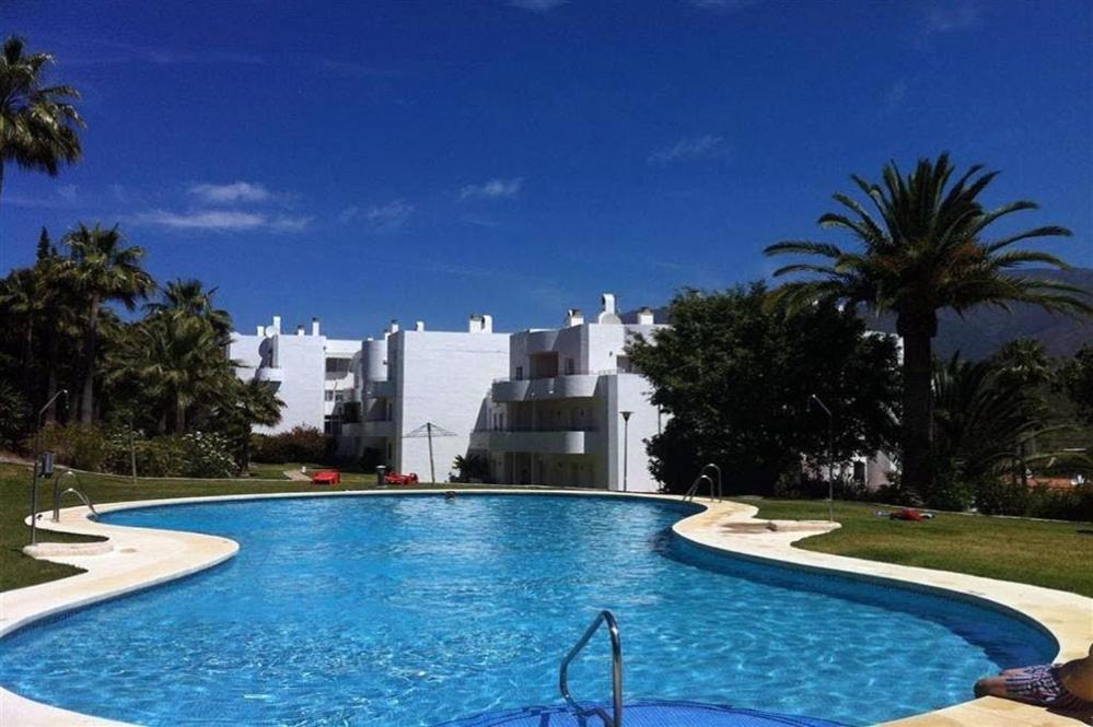 Apartamento Estepona Golf 外观 照片